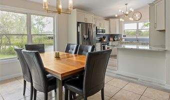 2515 E Primrose Ln, Altamont, IL 62411