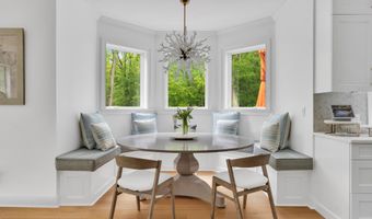 16 Lia Fail Way, Cos Cob, CT 06807