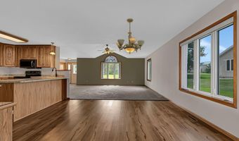 483 Voyager Dr, Alexandria, MN 56308
