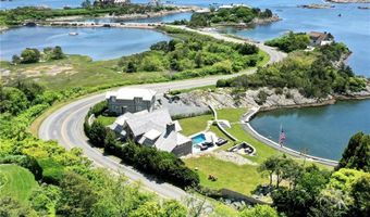 294 Ocean Ave, Newport, RI 02840