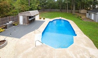 12 6th St, Barnegat, NJ 08005