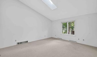 754 Sky Ridge Dr, Madison, WI 53719