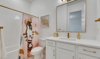 978 SIGNET Dr, Apollo Beach, FL 33572