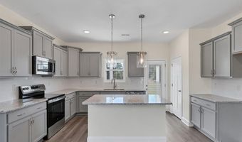 1677 Reservation Rd, Aberdeen, NC 28315