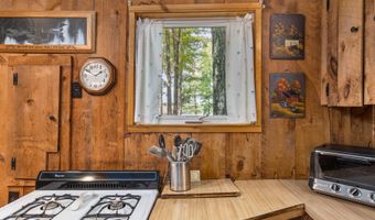 396 Mica Point Rd, Barrington, NH 03825
