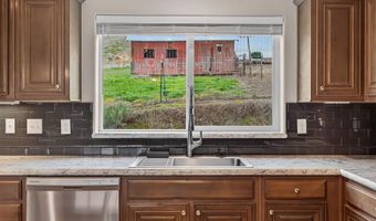 1306 4th St, Asotin, WA 99402