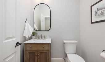 5 Morgan Ct, Lincoln, RI 02865