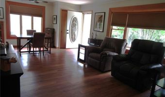 232 E Thielke Ave, Appleton, MN 56208