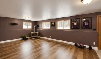 6828 Aurora Dr, Akeley, MN 56433