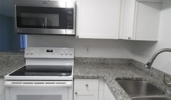 914 LAKE DESTINY Rd A, Altamonte Springs, FL 32714