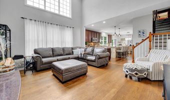 1880 Crofton Dr, Algonquin, IL 60102
