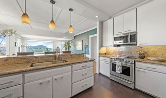 3746 Pukalani Pl, Honolulu, HI 96816
