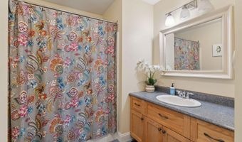 76 Asbury Ln, Acton, ME 04001