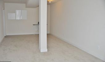 7582 VENTURE Dr, Alexandria, VA 22315