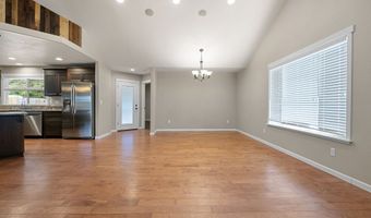 732 3RD St, Brookings, OR 97415