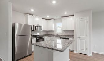 9121 Ava Dr, Bailey, NC 27807