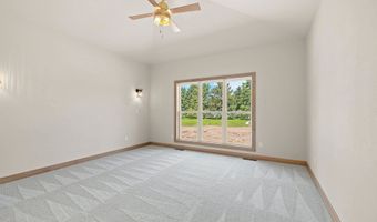 5728 W SPENCER St, Appleton, WI 54914