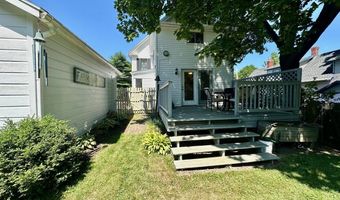 23 Holland St, Bangor, ME 04401