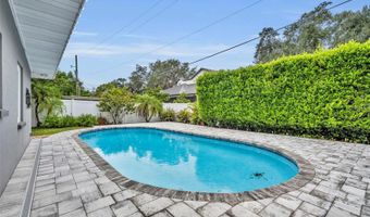 1216 LARK Pl, Orlando, FL 32803