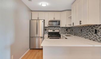 1316 Holgate Dr G5, Ballwin, MO 63021