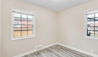 4719 25TH St N, Arlington, VA 22207