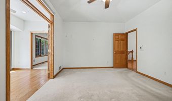 12999 Garvin Brook Ln, Apple Valley, MN 55124
