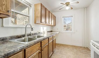 907 8th St SE, Austin, MN 55912
