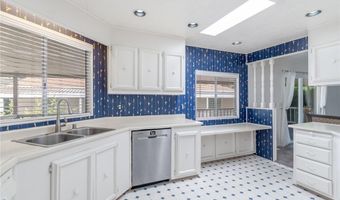 8975 Lawrence Welk 217, Escondido, CA 92026