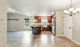 1064 NECARNEY St, Rockaway Beach, OR 97136
