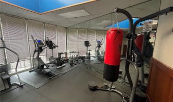 1535 Pensacola St 209, Honolulu, HI 96822