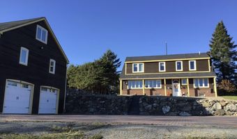 19 Montgomery Ave, Caribou, ME 04736