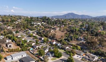 4703 Helix Glen Dr, La Mesa, CA 91941