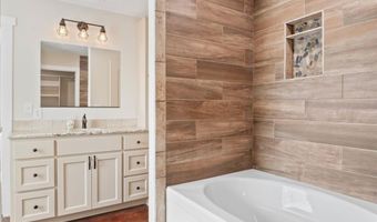 250 Creek Crossing St, Alvord, TX 76225