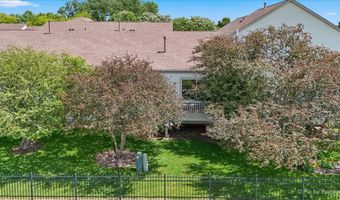 2835 Waterfront Ave, Algonquin, IL 60102