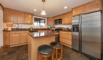 100 Pratt Rd, Clinton, CT 06413