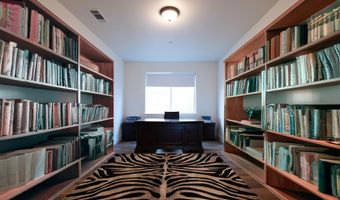 4635 Pleasant Hills Dr, Anderson, CA 96007