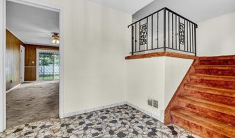 103 Hallberg Ave, Bergenfield, NJ 07621