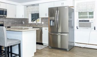 57 Bolton St, Cranston, RI 02920