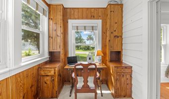 145 Bay Ave, Apalachicola, FL 32320