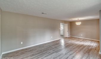 107 Woodgate Dr, Brandon, MS 39042