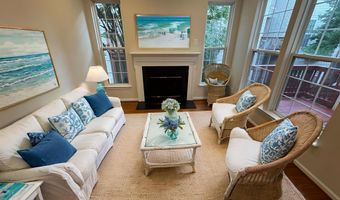 5025 MURTHA St, Alexandria, VA 22304
