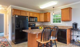 25 Inglescott Way, Alexander, NC 28701