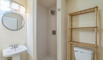 3811 LAURISTON St, Philadelphia, PA 19128