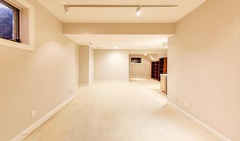 7806 FOX GATE Ct, Bethesda, MD 20817