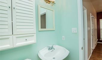 742 Arbor Ridge Ct, Ballwin, MO 63021