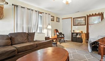 42517 N Poplar St, Antioch, IL 60002