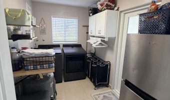 955 NW 4th St, Belle Glade, FL 33430