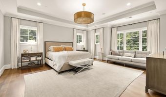 6617 LYBROOK Ct, Bethesda, MD 20817