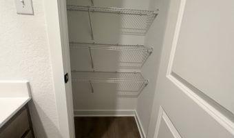 182 Peeps Ct, Adkins, TX 78101