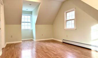 11 Fernwood Rd, Avon, CT 06001